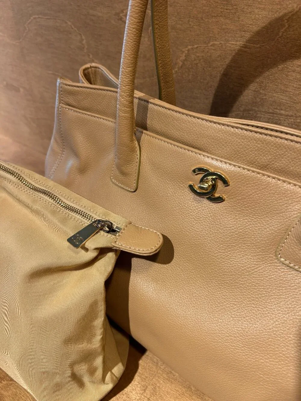 Authentic Chanel Executive Cerf Tote Bag - Tan Caviar Leather (Vintage)